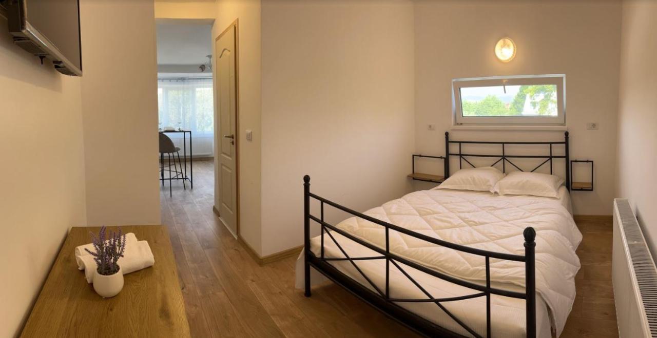 Premont Studios Ghimbav Экстерьер фото