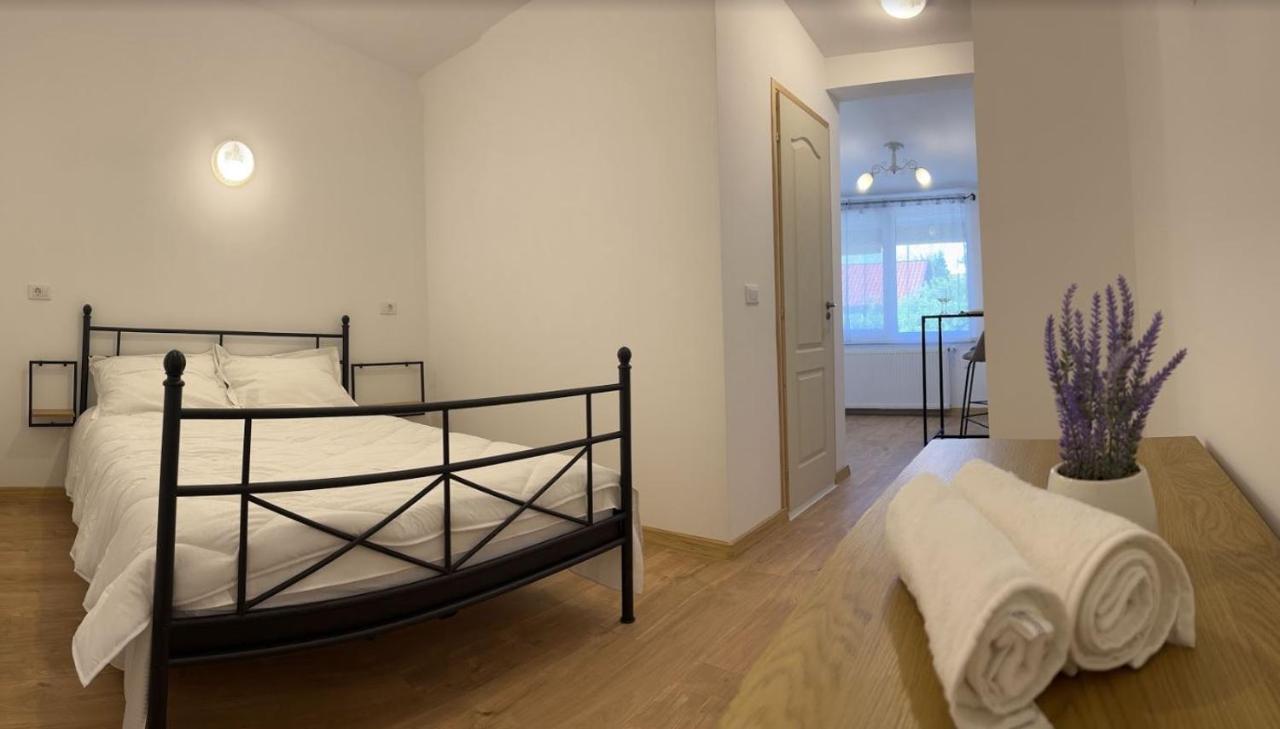 Premont Studios Ghimbav Экстерьер фото